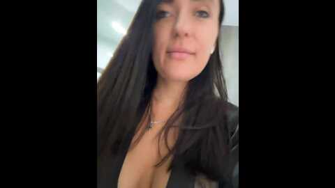 Media: linahelen Bongacams 2023-08-27 06:46:00