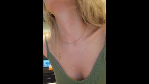 tutti_h @ bongacams on 20230827