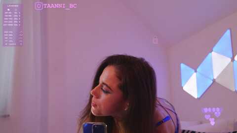 Media: taanni Bongacams 2023-08-28 04:23:00