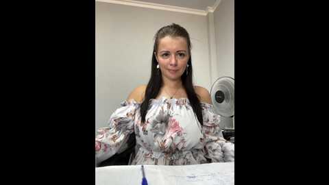 Media: 17alisa1717 Bongacams 2023-08-31 07:56:00