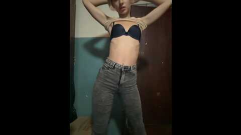 Media: _molly_mae_ Bongacams 2023-08-31 19:49:00