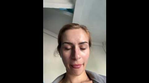 Media: _molly_mae_ Bongacams 2023-09-01 10:42:00