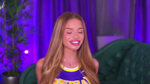 Media: nicolesarahx Bongacams 2023-09-01 20:25:00