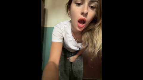 Media: _molly_mae_ Bongacams 2023-09-02 09:20:00