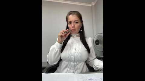 Media: 17alisa1717 Bongacams 2023-09-03 06:06:00