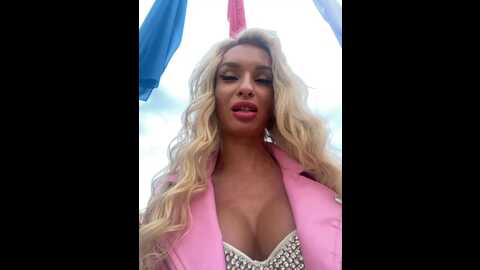 Media: goldpussy69 Bongacams 2023-09-03 15:28:00