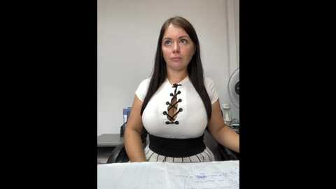 Media: 17alisa1717 Bongacams 2023-09-04 12:36:00