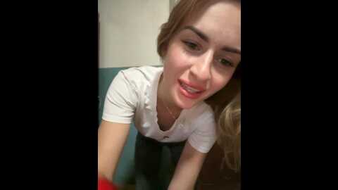 Media: _molly_mae_ Bongacams 2023-09-04 16:54:00