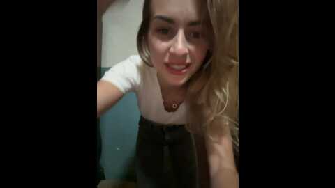 Media: _molly_mae_ Bongacams 2023-09-04 18:00:00