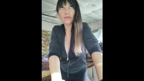 Media: lalili Bongacams 2023-09-04 12:23:00