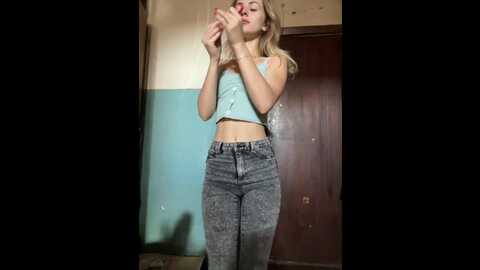 Media: _molly_mae_ Bongacams 2023-09-05 06:28:00