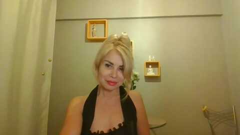 angelochek042 @ bongacams on 20230906