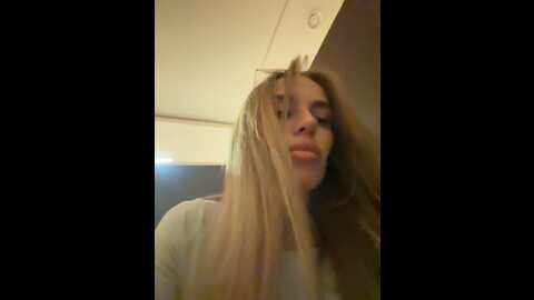 Media: blondinochkaa Bongacams 2023-09-06 13:25:00