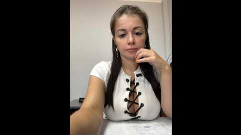 Media: 17alisa1717 Bongacams 2023-09-08 09:36:00