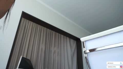 Media: diffgirls1_1 Bongacams 2023-09-10 10:10:00