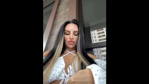 Media: sweetkira25 Bongacams 2023-09-10 15:50:00