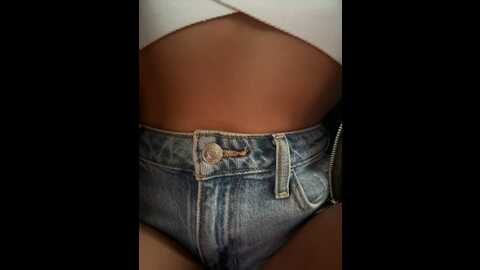 Media: shawty420 Bongacams 2023-09-11 16:00:00
