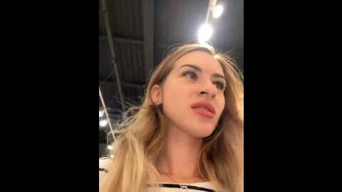 Media: _molly_mae_ Bongacams 2023-09-13 09:40:00