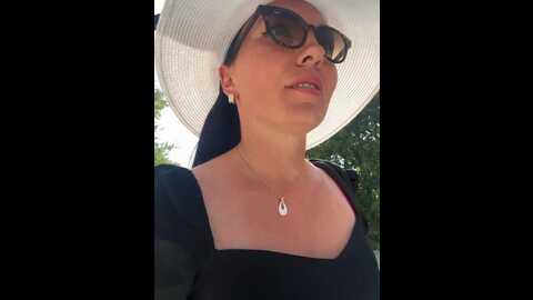 Media: divora Bongacams 2023-09-17 12:34:00