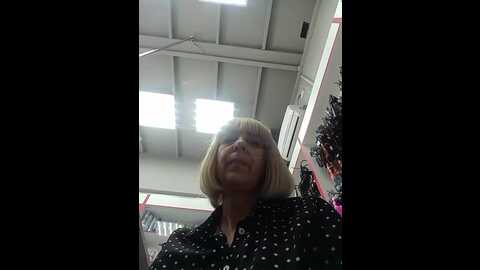 Media: mery8poppins Bongacams 2023-09-17 08:44:00