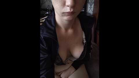 Media: malinka1512 Bongacams 2023-09-18 07:18:00
