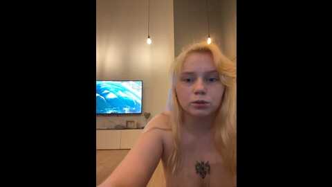 Media: radiants_two Bongacams 2023-09-18 22:03:00