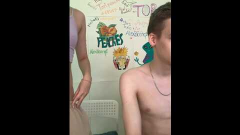 Media: sweet_peaches Bongacams 2023-09-18 14:08:00