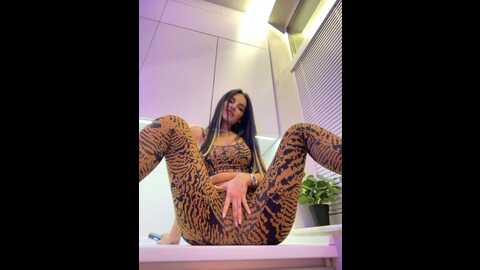 Media: sweetkira25 Bongacams 2023-09-18 17:32:00