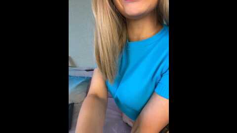 Media: myr_kiss Bongacams 2023-09-19 03:40:00
