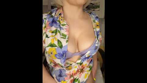 Media: anesteishen Bongacams 2023-09-20 16:14:00