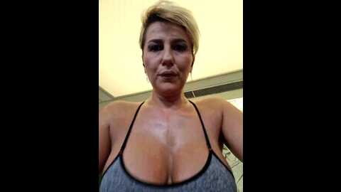 inannaishtar1 @ bongacams on 20230920