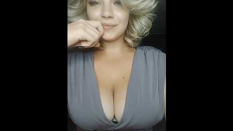 Media: sweet_candy88 Bongacams 2023-09-20 03:54:00