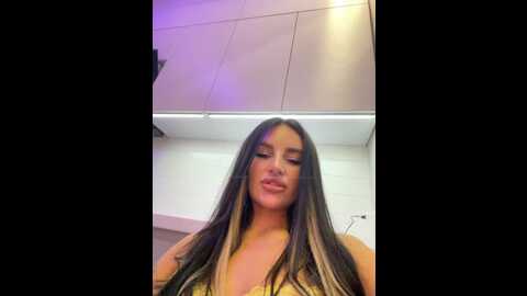 Media: sweetkira25 Bongacams 2023-09-20 21:10:00