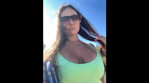 Media: sochnayaaa Bongacams 2023-09-21 08:32:00