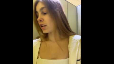 Media: adelaida1001 Bongacams 2023-09-22 09:48:00