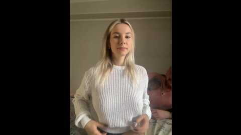 Media: vik1one1 Bongacams 2023-09-22 05:30:00