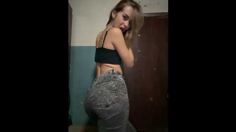 Media: _molly_mae_ Bongacams 2023-09-28 18:40:00