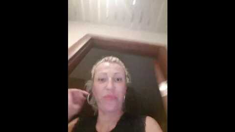 Media: laef1881 Bongacams 2023-09-29 02:08:00
