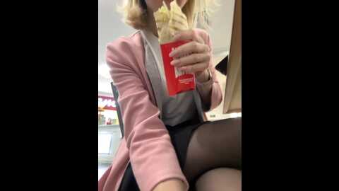 Media: witchpeach Bongacams 2023-09-30 14:22:00