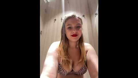 Media: jucielussie Bongacams 2023-10-03 10:48:00