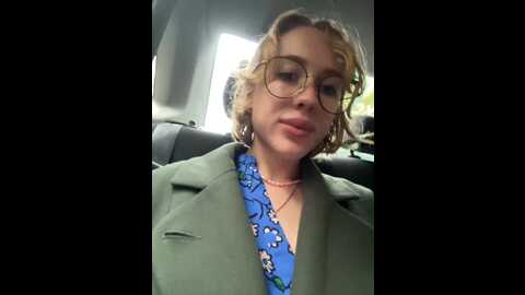 Media: likachkaa Bongacams 2023-10-03 12:30:00