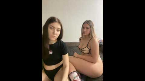 Media: karolina7 Bongacams 2023-10-05 17:22:00