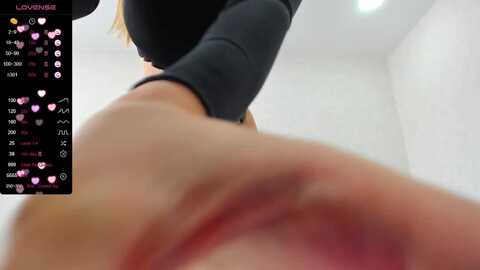 Media: melissa_meow Bongacams 2023-10-05 06:33:00