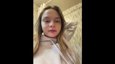 misskoss20 @ bongacams on 20231005