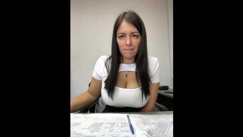 Media: 17alisa1717 Bongacams 2023-10-06 07:52:00