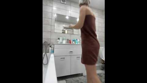 Media: _molly_mae_ Bongacams 2023-10-08 08:36:00