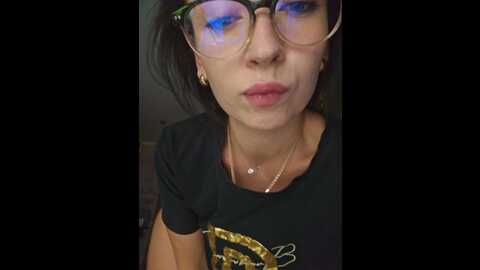 Media: aureliyxxx Bongacams 2023-10-09 16:20:00