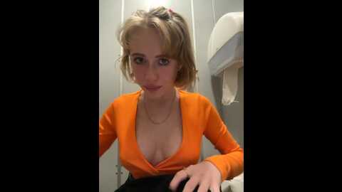 Media: likachkaa Bongacams 2023-10-09 16:04:00