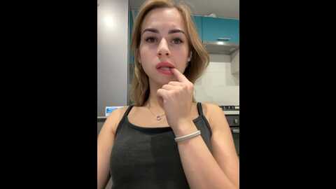 Media: _molly_mae_ Bongacams 2023-10-10 22:14:00