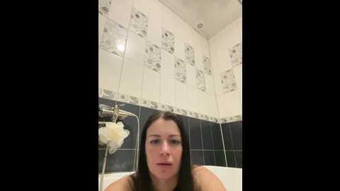 Media: 17alisa1717 Bongacams 2023-10-12 22:35:00